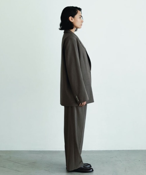 ETRE TOKYO(エトレトウキョウ)の「SANTEワンタックセンタークリースパンツ(その他パンツ・レディース・グレー/ブラウン・M/S)」の13枚目の写真