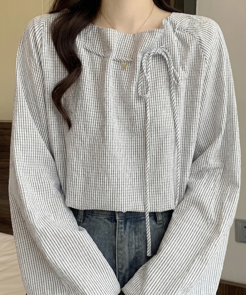 cammie(キャミー)の「ストライプオフショルダートップス(シャツ/ブラウス・レディース・ホワイト/ネイビー・M/L)」の5枚目の写真