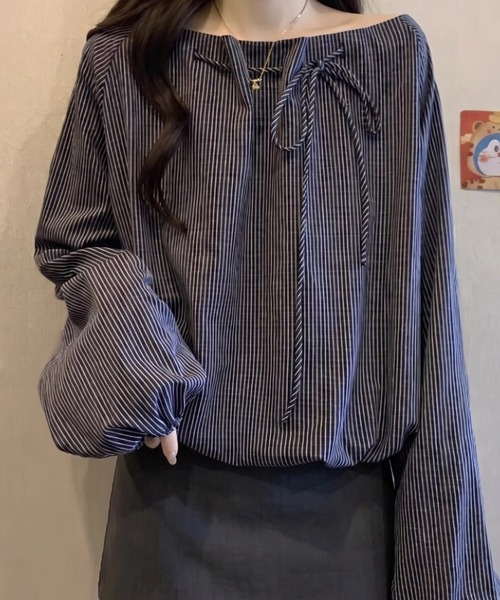 cammie(キャミー)の「ストライプオフショルダートップス(シャツ/ブラウス・レディース・ホワイト/ネイビー・M/L)」の11枚目の写真