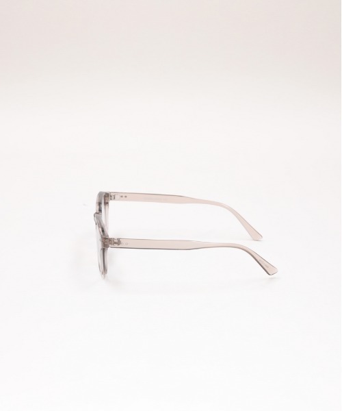 Right-on(ライトオン)の「【Right-on Basic】調光レンズ サングラス (紫外線カット / 軽量フレーム / スマートファッション / カジュアルからビジネスまで)(サングラス・メンズ・グレー・ONE SIZE)」の5枚目の写真