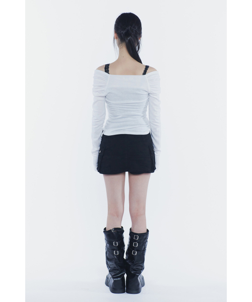 PAIN OR PLEASURE（ペインオアプレジャー）の「SOFT DRAPED OFF SHOULDER TOP white（Tシャツ/カットソー・レディース・その他・MEDIUM/SMALL）」の3枚目の写真