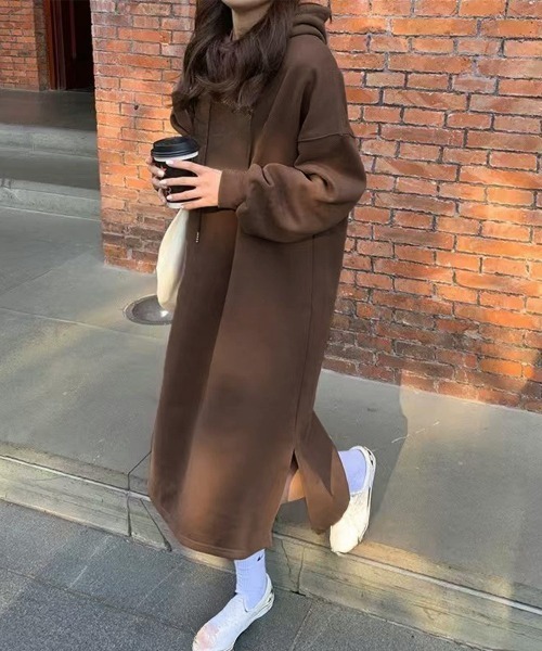 Miniministore(ミニミニストア)の「裏起毛 ロングパーカーワンピース 着やせ(ワンピース・レディース・ライトグレー/ネイビー/ブラウン/ブラック・FREE)」の1枚目の写真