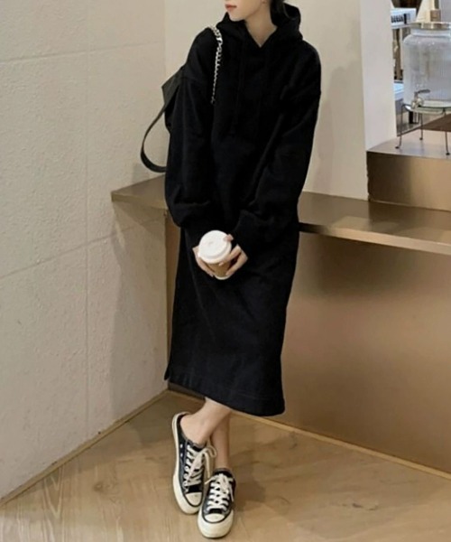 Miniministore(ミニミニストア)の「裏起毛 ロングパーカーワンピース 着やせ(ワンピース・レディース・ライトグレー/ネイビー/ブラウン/ブラック・FREE)」の2枚目の写真