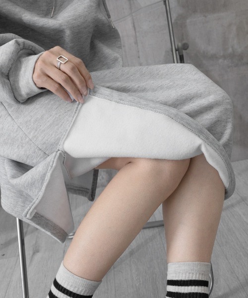 Miniministore(ミニミニストア)の「裏起毛 ロングパーカーワンピース 着やせ(ワンピース・レディース・ライトグレー/ネイビー/ブラウン/ブラック・FREE)」の5枚目の写真