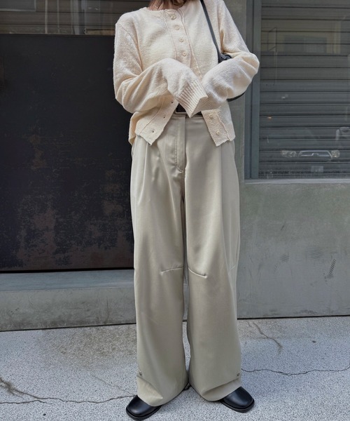 nananamoe（ナナナモエ）の「hem belt curve line loose PT（スラックス・レディース・ダークグレー/ベージュ/ブラウン・M/S）」の11枚目の写真