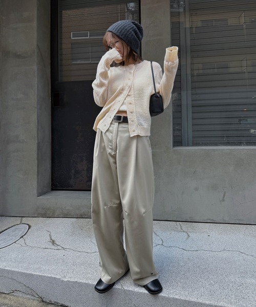 nananamoe（ナナナモエ）の「hem belt curve line loose PT（スラックス・レディース・ダークグレー/ベージュ/ブラウン・M/S）」の12枚目の写真