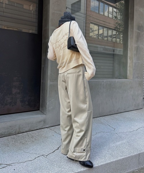 nananamoe（ナナナモエ）の「hem belt curve line loose PT（スラックス・レディース・ダークグレー/ベージュ/ブラウン・M/S）」の15枚目の写真