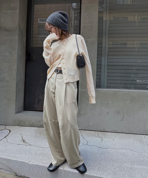 nananamoe（ナナナモエ）の「hem belt curve line loose PT（スラックス・レディース・ダークグレー/ベージュ/ブラウン・M/S）」の17枚目の写真