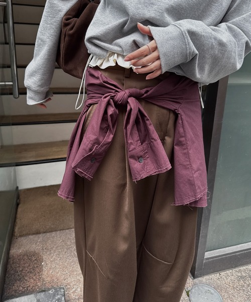 nananamoe（ナナナモエ）の「hem belt curve line loose PT（スラックス・レディース・ダークグレー/ベージュ/ブラウン・M/S）」の18枚目の写真