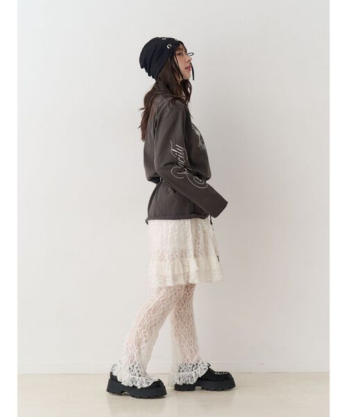 jouetie(ジュエティ)の「ダメージグランジロンT(Tシャツ/カットソー・レディース・アイボリー/ブラック/レッド・MEDIUM)」の8枚目の写真