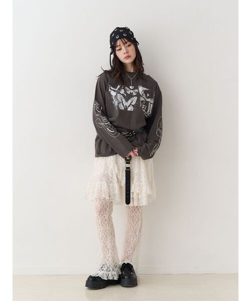 jouetie(ジュエティ)の「ダメージグランジロンT(Tシャツ/カットソー・レディース・アイボリー/ブラック/レッド・MEDIUM)」の9枚目の写真