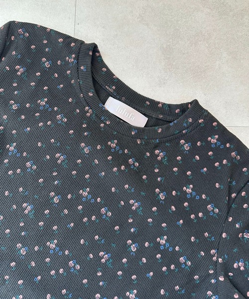 lulufa（ルルファ）の「フラワーモチーフリブロンT（Tシャツ/カットソー・レディース・ブラック/アイボリー/グレー・LARGE/MEDIUM）」の21枚目の写真