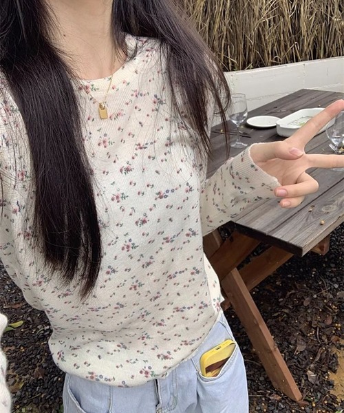 lulufa（ルルファ）の「フラワーモチーフリブロンT（Tシャツ/カットソー・レディース・ブラック/アイボリー/グレー・LARGE/MEDIUM）」の14枚目の写真