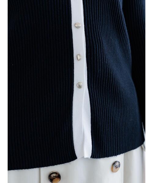 Te chichi(テチチ)の「リブVネックカーディガン《2026 spring catalog item》(カーディガン/ボレロ・レディース・レッド/ホワイト/ネイビー/ブラック・F)」の13枚目の写真