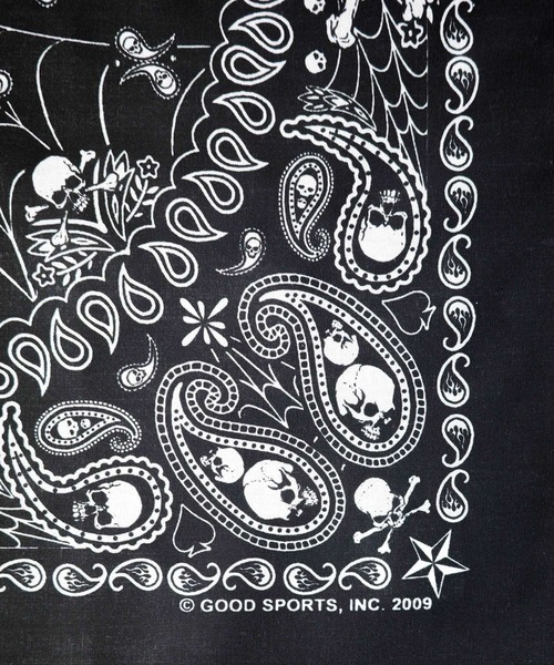 HAV-A-HANK（ハバハンク ）の「《HAV-A-HANK》Design　BANDANNA（バンダナ/スカーフ・メンズ・チャコールグレー・FREE）」の4枚目の写真