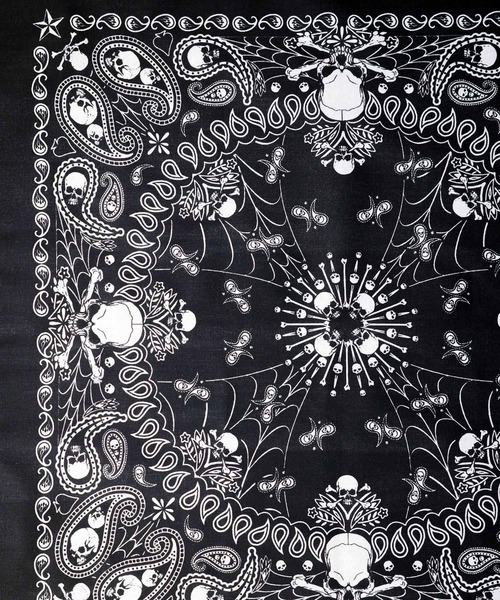 HAV-A-HANK（ハバハンク ）の「《HAV-A-HANK》Design　BANDANNA（バンダナ/スカーフ・メンズ・チャコールグレー・FREE）」の5枚目の写真