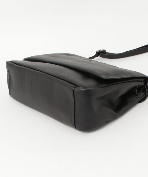 YArKA（ヤーカ）の「【YArKA/ヤーカ】real leather 2way retro bag [Alnitak9] / 2wayレトロデザインバッグ（ショルダーバッグ・レディース・ブラック・FREE）」の21枚目の写真