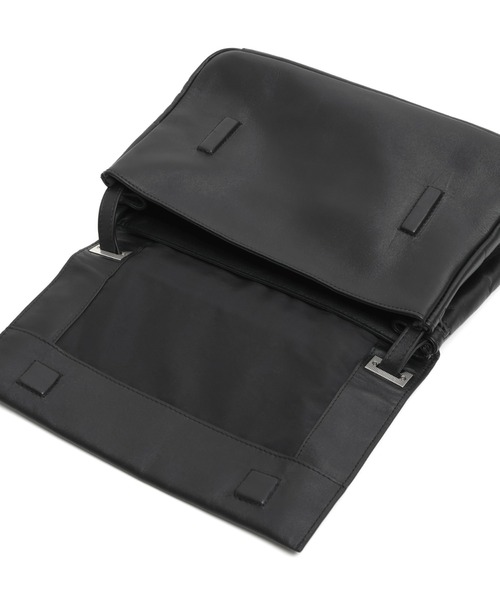YArKA（ヤーカ）の「【YArKA/ヤーカ】real leather 2way retro bag [Alnitak9] / 2wayレトロデザインバッグ（ショルダーバッグ・レディース・ブラック・FREE）」の13枚目の写真