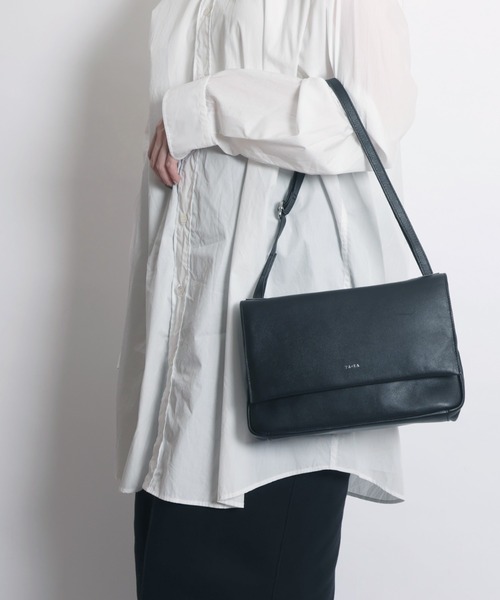 YArKA（ヤーカ）の「【YArKA/ヤーカ】real leather 2way retro bag [Alnitak9] / 2wayレトロデザインバッグ（ショルダーバッグ・レディース・ブラック・FREE）」の19枚目の写真