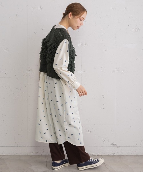 POU DOU DOU（プードゥドゥ）の「2wayループ編みニットベスト（ベスト・レディース・ダークグレー/オレンジ/アイボリー・3）」の11枚目の写真