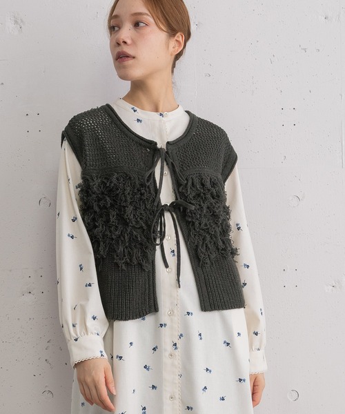 POU DOU DOU（プードゥドゥ）の「2wayループ編みニットベスト（ベスト・レディース・ダークグレー/オレンジ/アイボリー・3）」の12枚目の写真