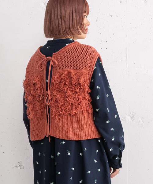 POU DOU DOU（プードゥドゥ）の「2wayループ編みニットベスト（ベスト・レディース・ダークグレー/オレンジ/アイボリー・3）」の16枚目の写真