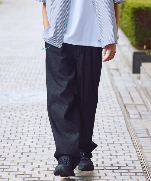 HECT(ヘクト)の「【HECT】10.5oz 2Tuck Denim Carrot Pants / 10.5オンス 2タックデニムキャロットパンツ〈速乾/ウォッシャブル/サステナブル素材〉(デニムパンツ・メンズ・ブラック/ネイビー/インディゴブルー/ライトインディゴブルー/ライトグレー・S/M/L)」の12枚目の写真