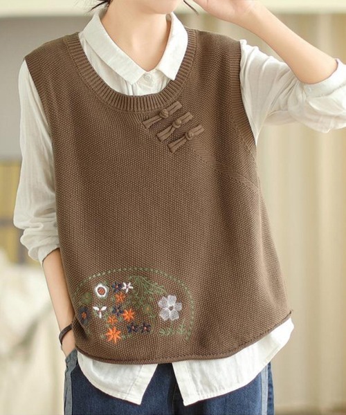 Flugge(フラッジー)の「花柄刺繍ニットベスト(ベスト・レディース・グリーン/ブラウン/ネイビー/ベージュ/レッド・FREE)」の2枚目の写真