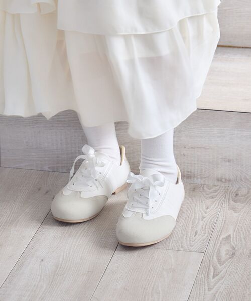 RETRO GIRL（レトロガール）の「サテンリボンスニーカー（その他シューズ・レディース・オフホワイト/シルバー/ピンク・MEDIUM/LARGE）」の18枚目の写真