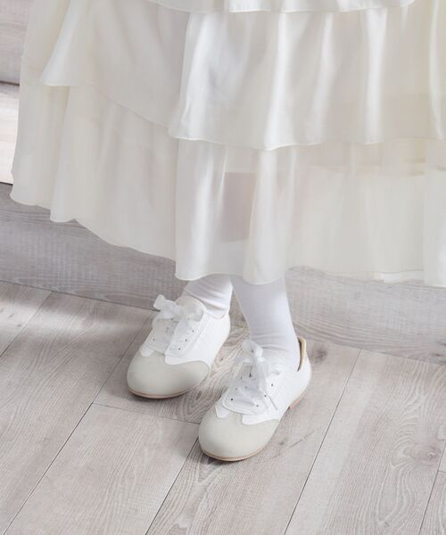 RETRO GIRL（レトロガール）の「サテンリボンスニーカー（その他シューズ・レディース・オフホワイト/シルバー/ピンク・MEDIUM/LARGE）」の20枚目の写真