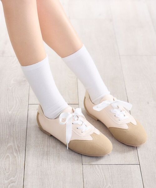 RETRO GIRL（レトロガール）の「サテンリボンスニーカー（その他シューズ・レディース・オフホワイト/シルバー/ピンク・MEDIUM/LARGE）」の16枚目の写真