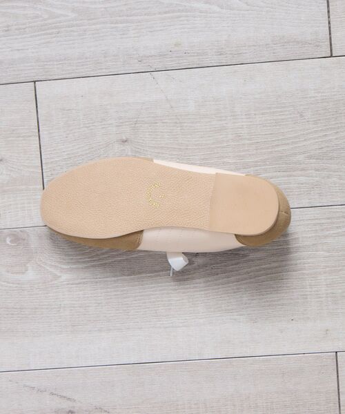 RETRO GIRL（レトロガール）の「サテンリボンスニーカー（その他シューズ・レディース・オフホワイト/シルバー/ピンク・MEDIUM/LARGE）」の4枚目の写真