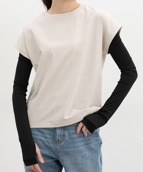 Honeys（ハニーズ）の「【ハニさら・接触冷感・ＵＶカット・遮熱】遮熱アームカバー６０ｃｍ丈（アームカバー・レディース・グレー/アイボリー/ブラック・FREE）」の2枚目の写真