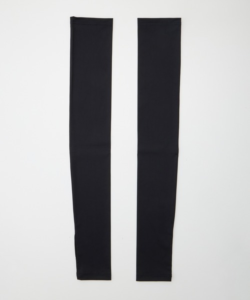 Honeys（ハニーズ）の「【ハニさら・接触冷感・ＵＶカット・遮熱】遮熱アームカバー６０ｃｍ丈（アームカバー・レディース・グレー/アイボリー/ブラック・FREE）」の17枚目の写真