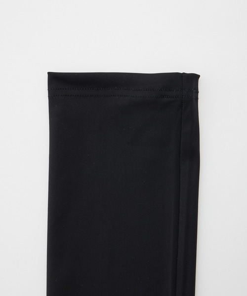 Honeys（ハニーズ）の「【ハニさら・接触冷感・ＵＶカット・遮熱】遮熱アームカバー６０ｃｍ丈（アームカバー・レディース・グレー/アイボリー/ブラック・FREE）」の22枚目の写真