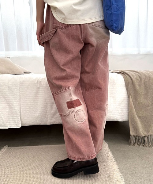 DOUBLE NAME(ダブルネーム)の「サンバーンワッペン加工パンツ(デニムパンツ・レディース・ブラック/ピンク・FREE)」の3枚目の写真