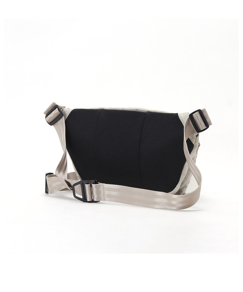 CHROME（クローム）の「［ CHROME / クローム ］BOT FLAP SLING 5L / ボット フラップ スリング 5リットル 耐水 ボディバッグ 容量：5L（ボディバッグ/ウエストポーチ・メンズ・ブラック・FREE）」の12枚目の写真