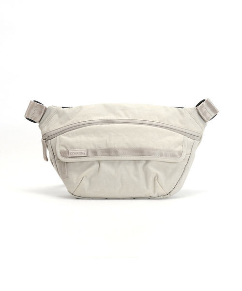 CHROME（クローム）の「［ CHROME / クローム ］BOT FLAP SLING 5L / ボット フラップ スリング 5リットル 耐水 ボディバッグ 容量：5L（ボディバッグ/ウエストポーチ・メンズ・ブラック・FREE）」の13枚目の写真