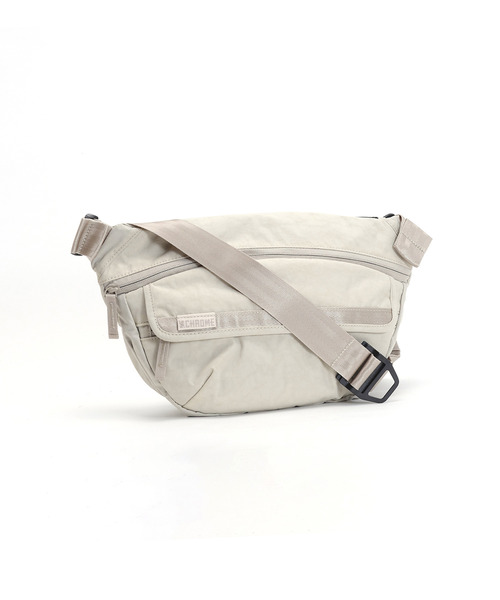 CHROME（クローム）の「［ CHROME / クローム ］BOT FLAP SLING 5L / ボット フラップ スリング 5リットル 耐水 ボディバッグ 容量：5L（ボディバッグ/ウエストポーチ・メンズ・ブラック・FREE）」の14枚目の写真