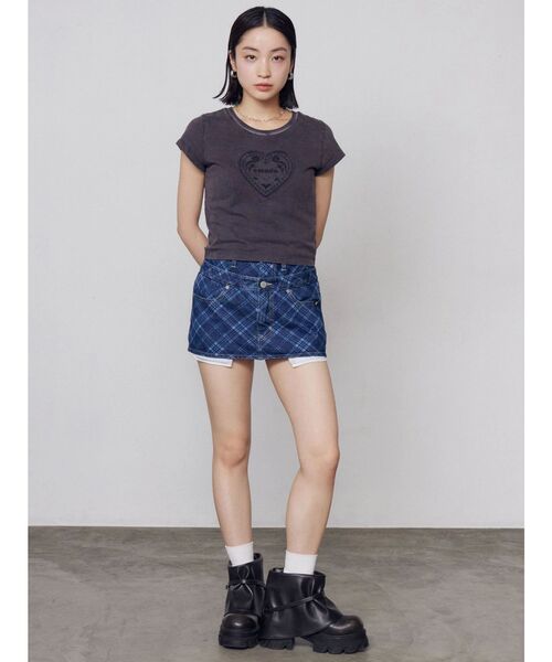EMODA(エモダ)の「エンブレムハートパッチTシャツ(Tシャツ/カットソー・レディース・ブラック/ブルー/ピンク/ホワイト・FREE)」の18枚目の写真