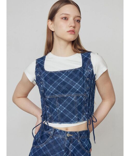 EMODA（エモダ）の「エンブレムハートパッチTシャツ（Tシャツ/カットソー・レディース・ブラック/ブルー/ピンク/ホワイト・FREE）」の7枚目の写真