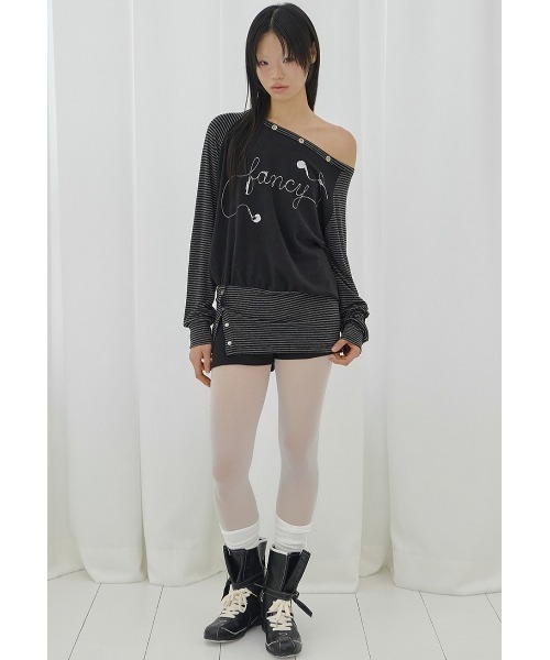 FANCY CLUB(ファンシークラブ)の「A'GEM/9 × .kom 『FANCY CLUB/ファンシークラブ』DRAWING STRIPE OFF-SHOULDER/ドローイングストライプオフショルダー(Tシャツ/カットソー・レディース・ブラック/グレー・FREE)」の11枚目の写真