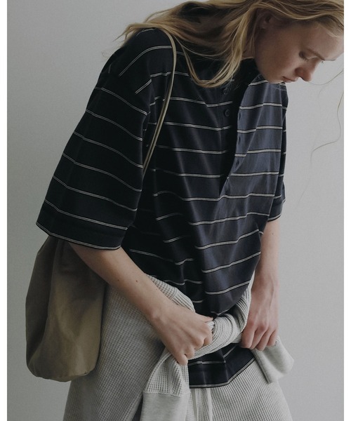 anuke（アンヌーク）の「Border Loose Polotops（Tシャツ/カットソー・レディース・チャコールグレー/ブラウン/ブルー系その他・FREE）」の13枚目の写真