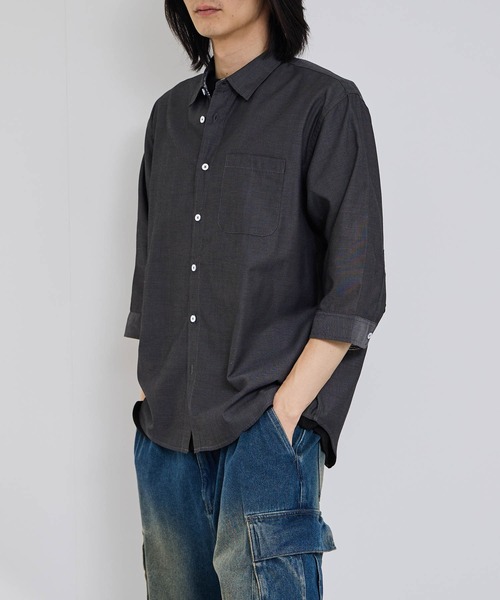 Mac-House(マックハウス)の「REAL STANDARD T/Cパナマ レギュラーカラー 7分袖シャツ(シャツ/ブラウス・メンズ・チャコールグレー/ホワイト/サックスブルー/ネイビー・XL/L/M/S)」の2枚目の写真