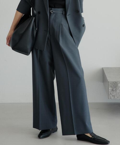 THE SHOP TK (ザ ショップ ティーケー )の「【セットアップ可】麻調共ベルト付 ワイドパンツ(その他パンツ・レディース・チャコールグレー/ナチュラル・12/13)」の4枚目の写真