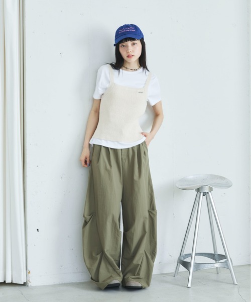PILIT（ピリット）の「タックバレルパンツ（その他パンツ・レディース・モカ/ブラック/オリーブ・MEDIUM）」の22枚目の写真