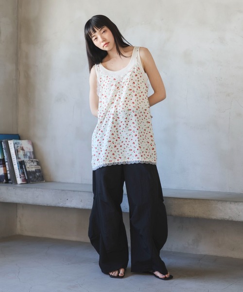 PILIT（ピリット）の「タックバレルパンツ（その他パンツ・レディース・モカ/ブラック/オリーブ・MEDIUM）」の6枚目の写真