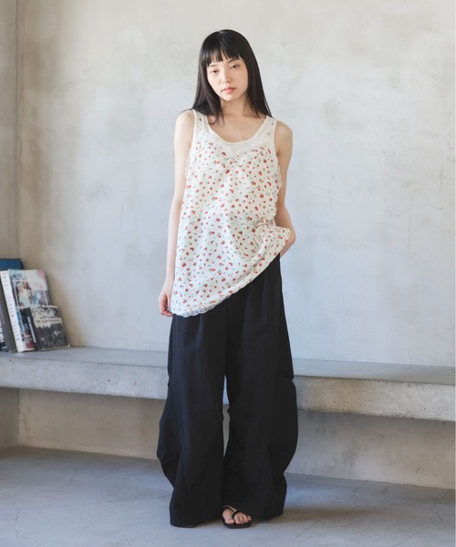PILIT（ピリット）の「タックバレルパンツ（その他パンツ・レディース・モカ/ブラック/オリーブ・MEDIUM）」の8枚目の写真