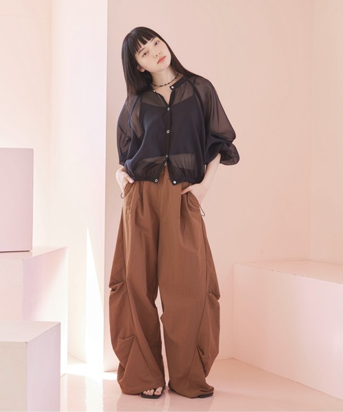 PILIT（ピリット）の「タックバレルパンツ（その他パンツ・レディース・モカ/ブラック/オリーブ・MEDIUM）」の14枚目の写真
