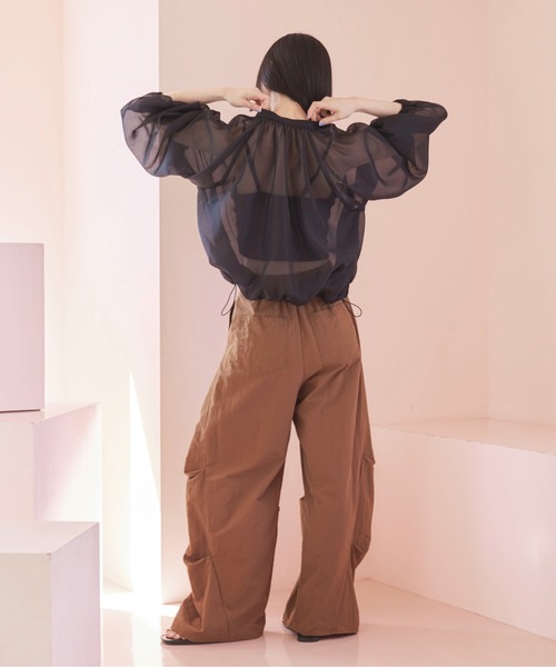PILIT（ピリット）の「タックバレルパンツ（その他パンツ・レディース・モカ/ブラック/オリーブ・MEDIUM）」の17枚目の写真